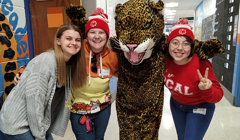 Art Ed Student in the Field