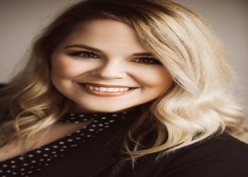 Zerina Razic, WKU Finance Alum