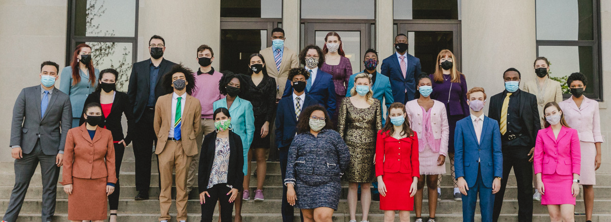 2020-21 WKU Forensic Team 2020-21 WKU Forensic Team standing in front of VanMeter Auditorium wearing masks