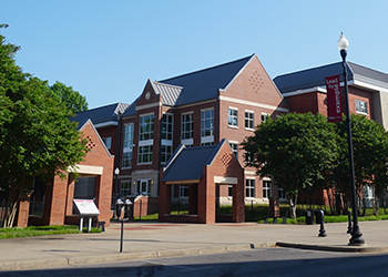 Munday Hall 