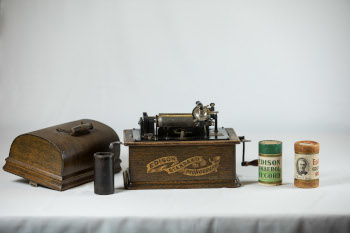 Edison Cylinder Phonograph