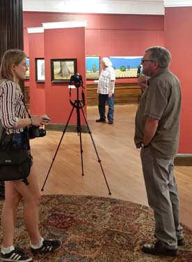 Salient exhibit walls