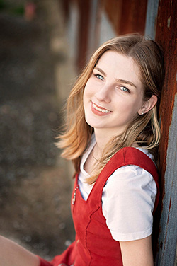 Photo of WKU student Emily Peck.