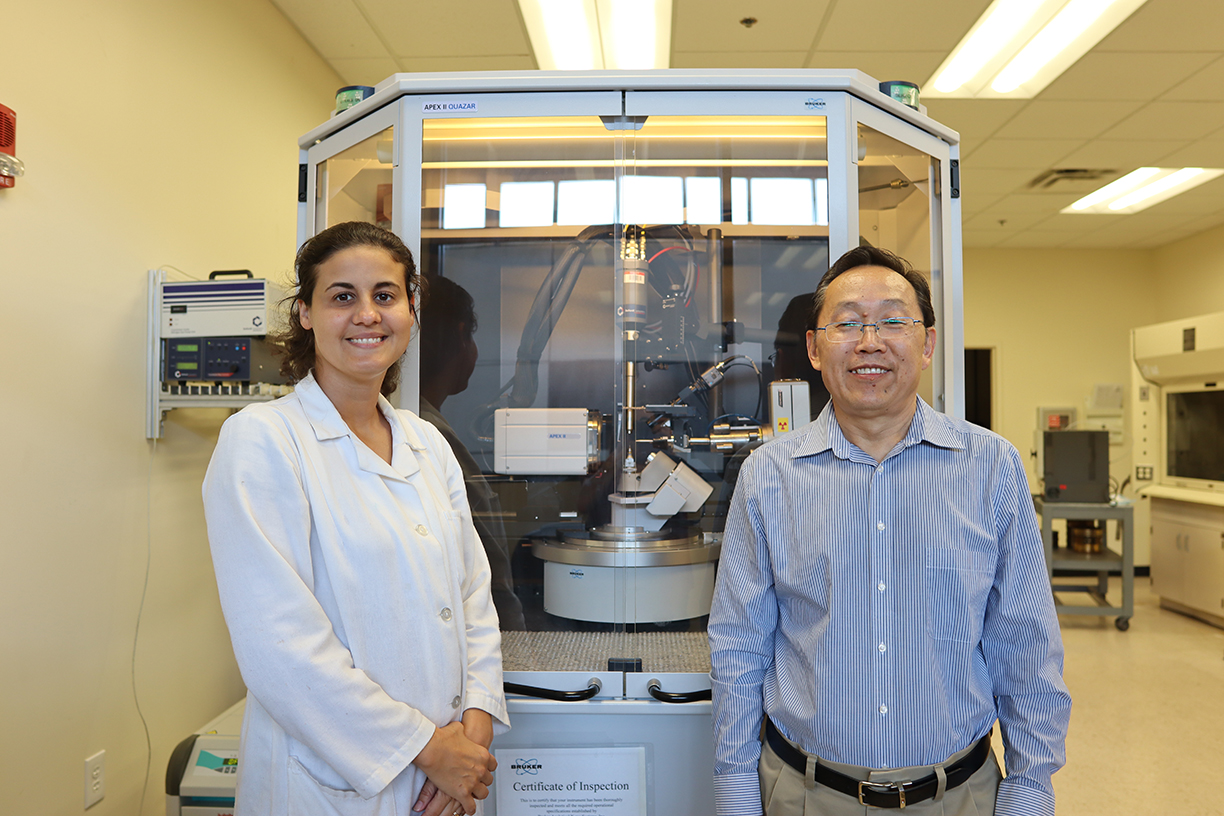 Dr. Bangbo Yan and Pauline Norris with Chemistry Instrumentation