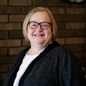 Headshot of Lynn Hulsey