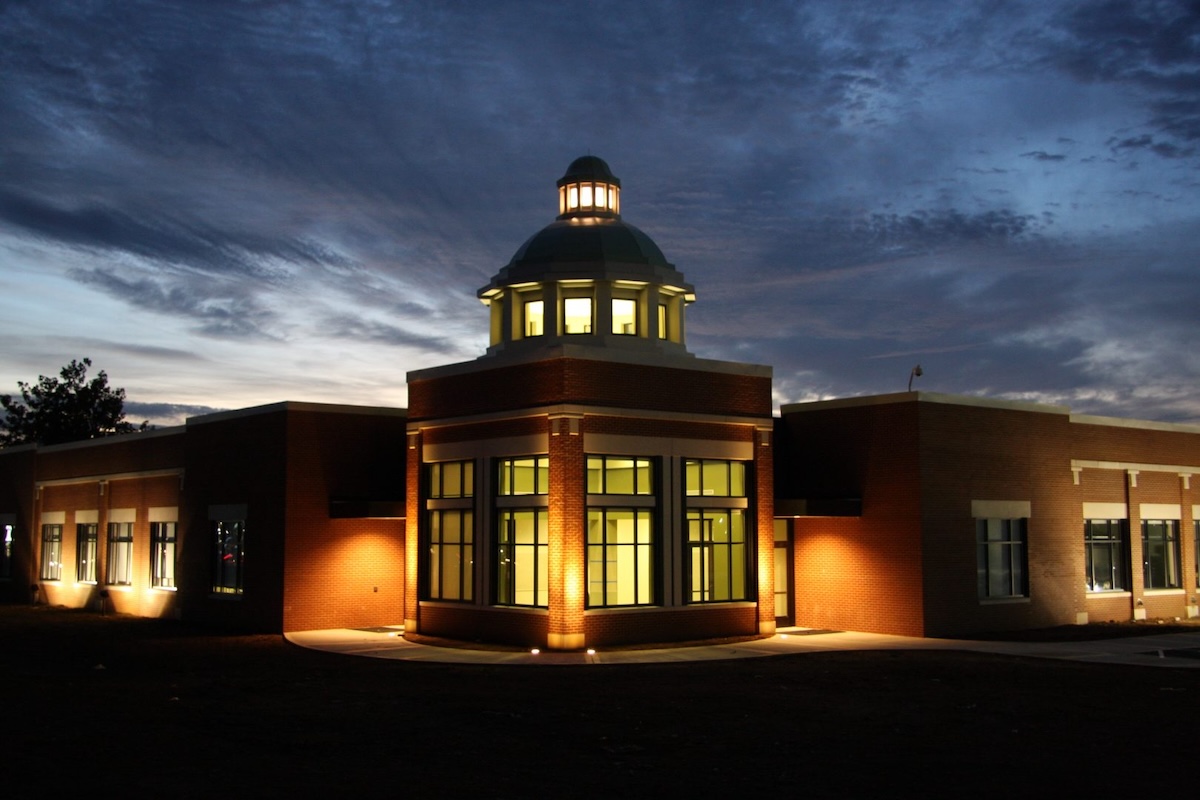 A flex-paced online format for the independent learner