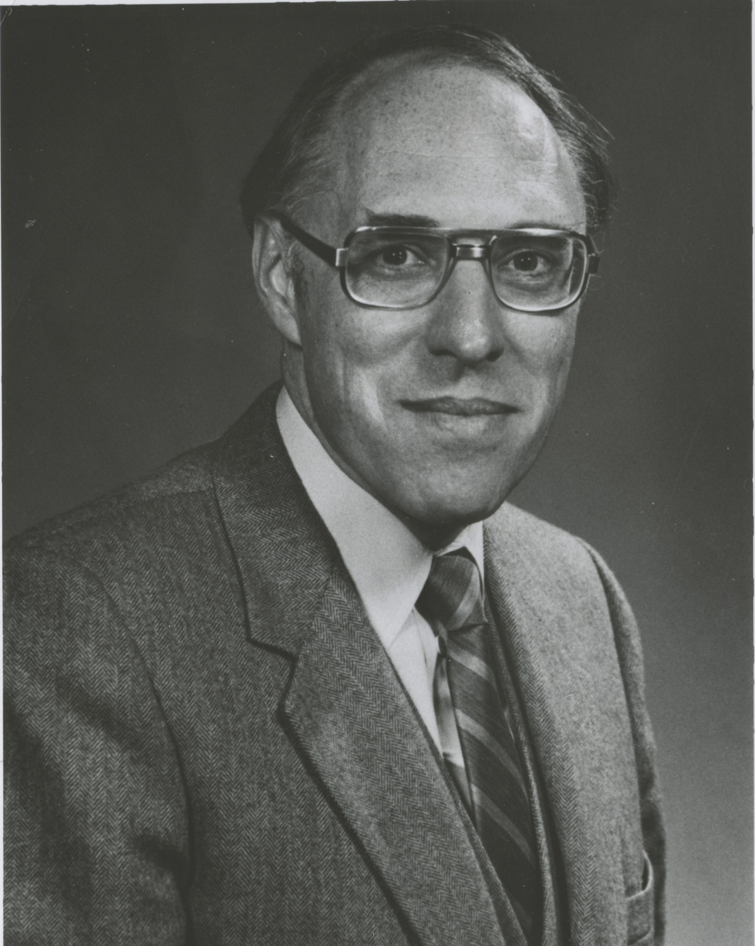 Dr. Donald Zacharias Dr. Donald Zacharias